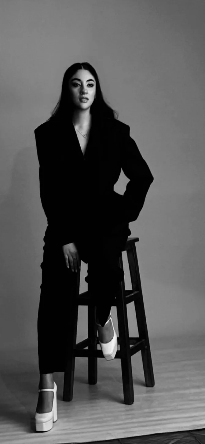 Daniela Coloma Corrales, retrato en blanco y negro