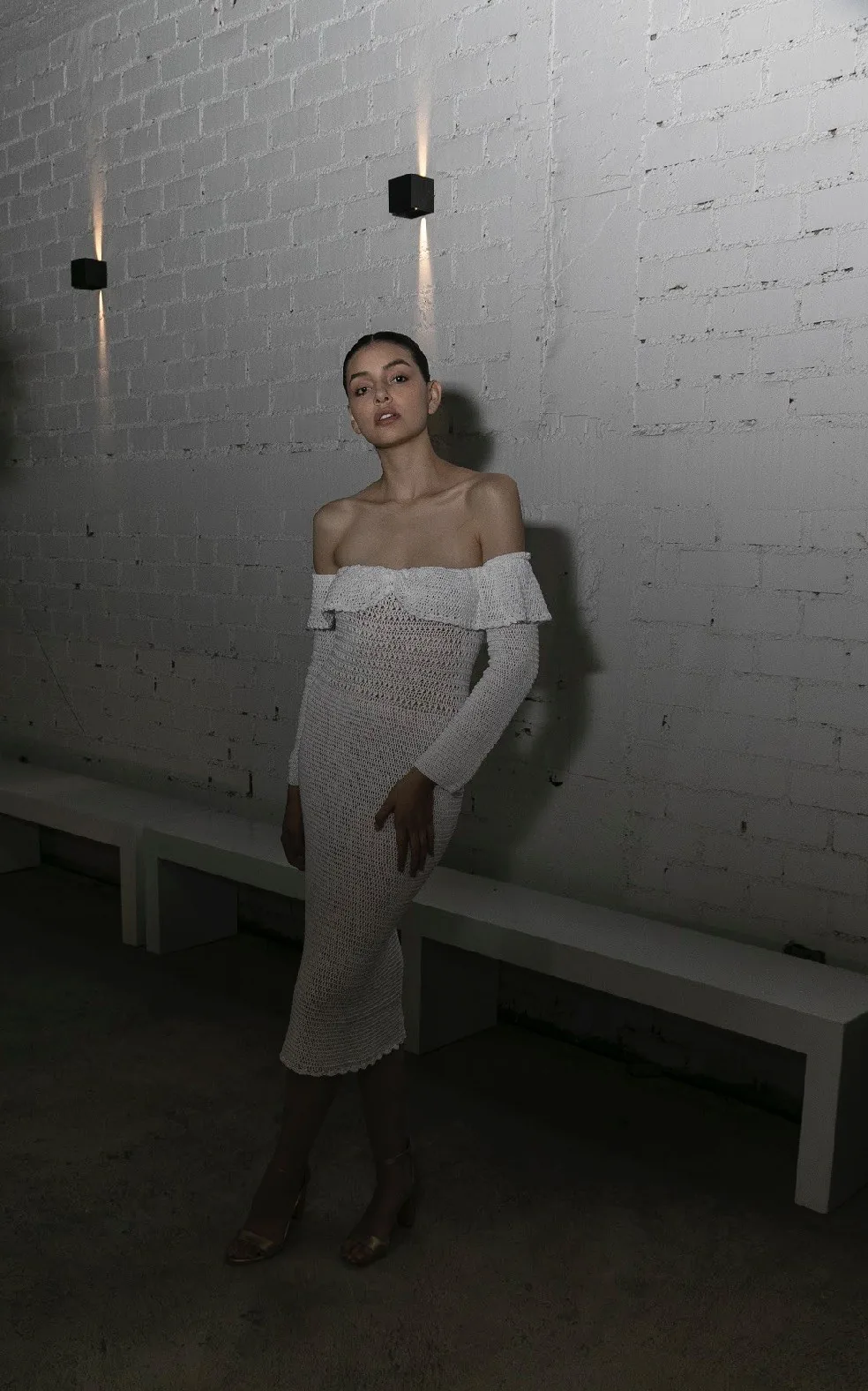 Vestido midi de crochet con hombros descubiertos — Love Language
